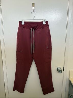 Figs - High Waisted Yola Skinny Scrub Pants - Dark Cherry - Medium Petite